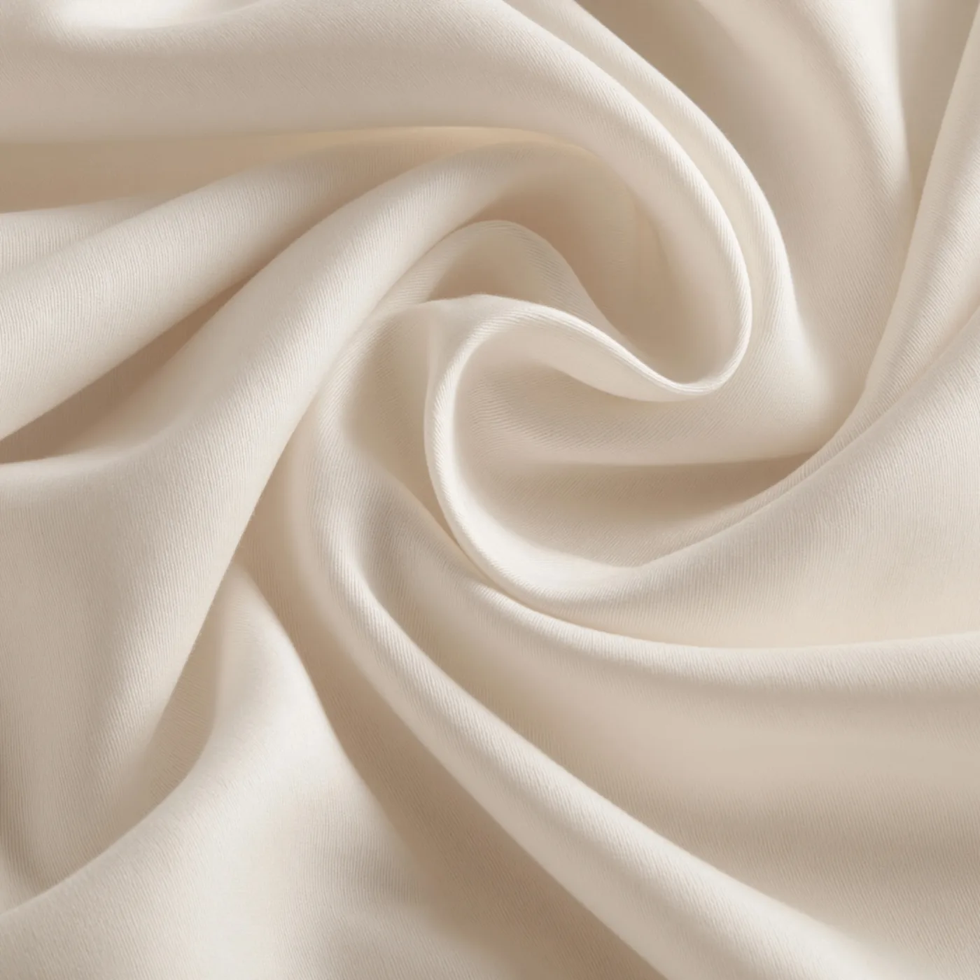 Cotton-Rich Poplin & Twill Blend surface and drape